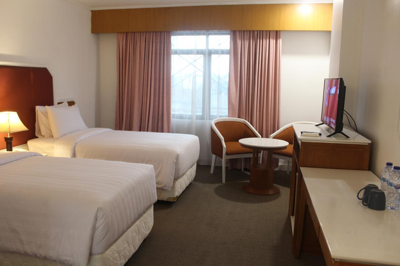 Arnava Hotel Senen Jakarta Eksteriør bilde